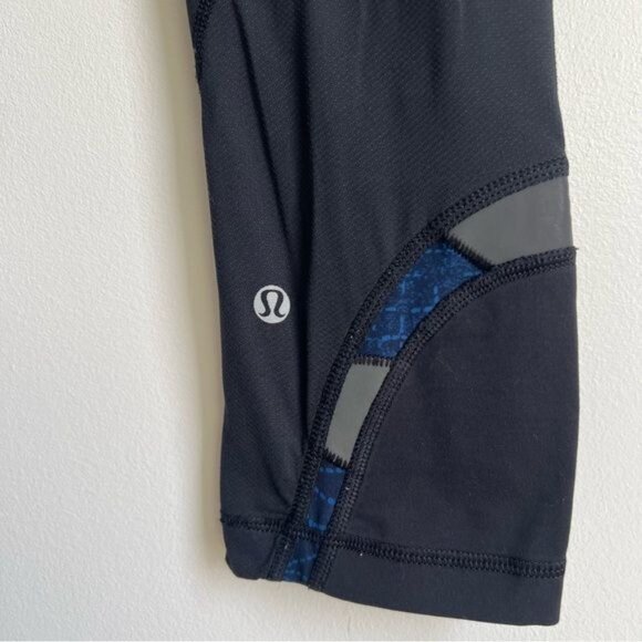 Lululemon Run: Inspire Crop II *Sashiko - 4 - Picture 9 of 9